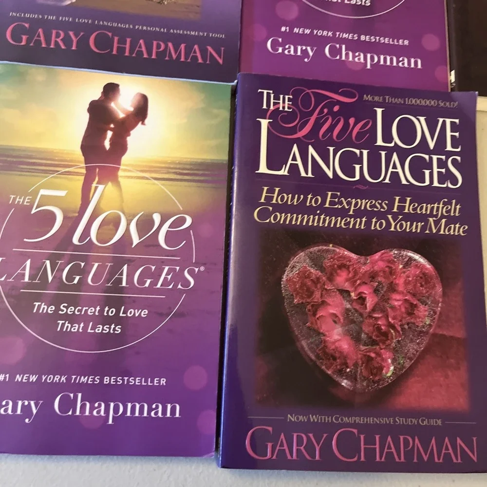 Lot of 5 Books Gary Chapman- The Love Dare, The 5 Love Languages Marriage Couple